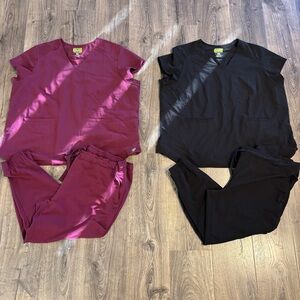 AVE by Medline V-Neck Scrub Set in Maroon and Black 2 Tops 3XL -2 Pants XL & XXL
